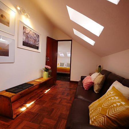 Lost Caparica Surf House Bed & Breakfast Costa da Caparica Exterior photo
