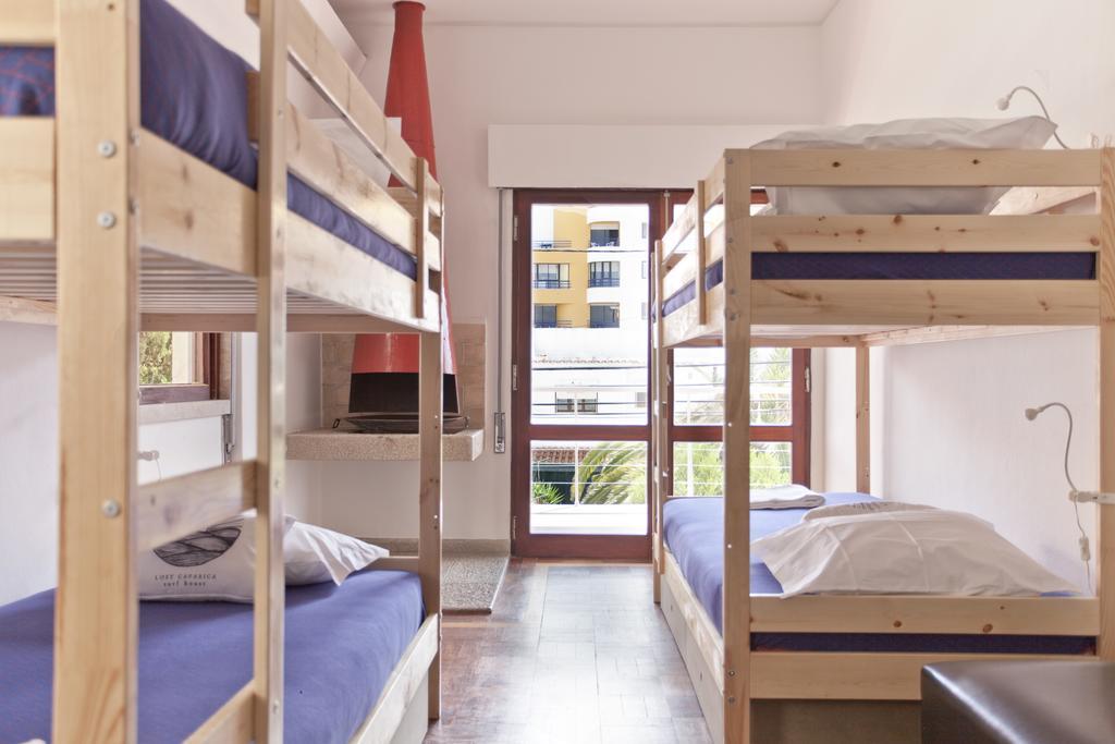 Lost Caparica Surf House Bed & Breakfast Costa da Caparica Room photo