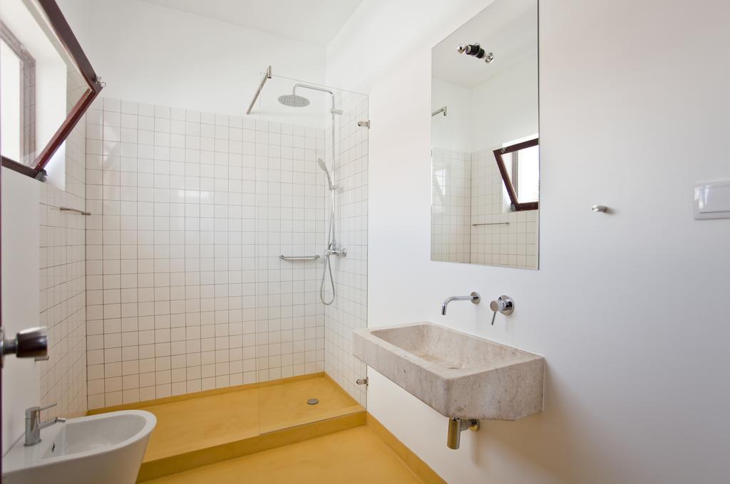 Lost Caparica Surf House Bed & Breakfast Costa da Caparica Exterior photo