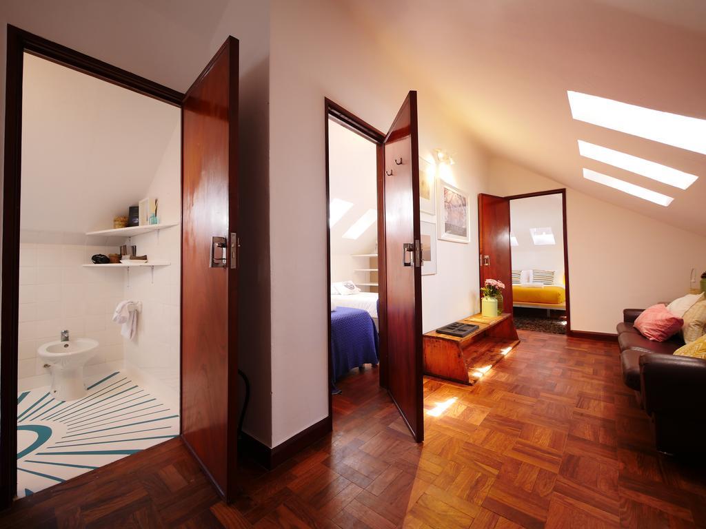 Lost Caparica Surf House Bed & Breakfast Costa da Caparica Exterior photo